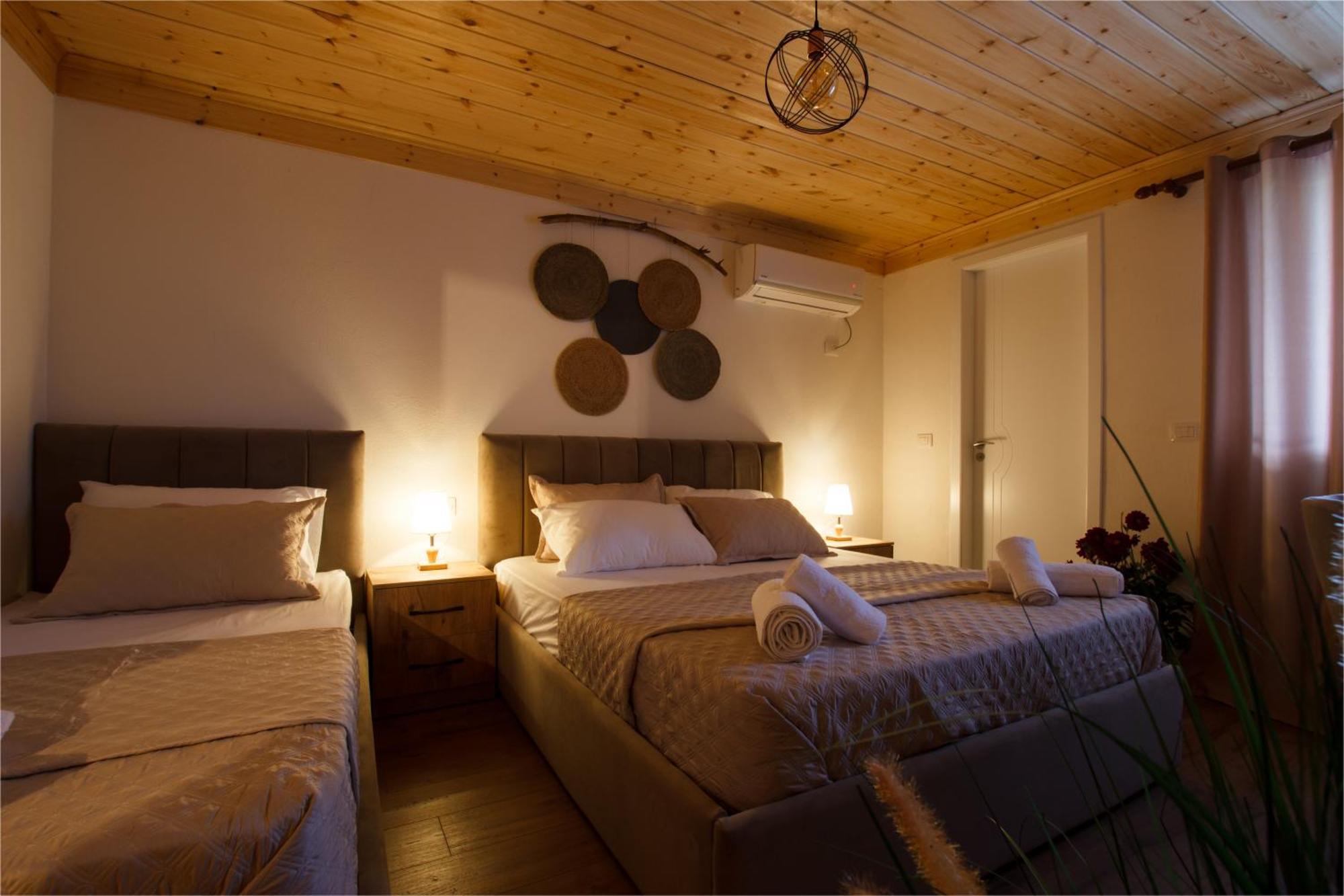 Guva Guest House Gjirokastër Extérieur photo