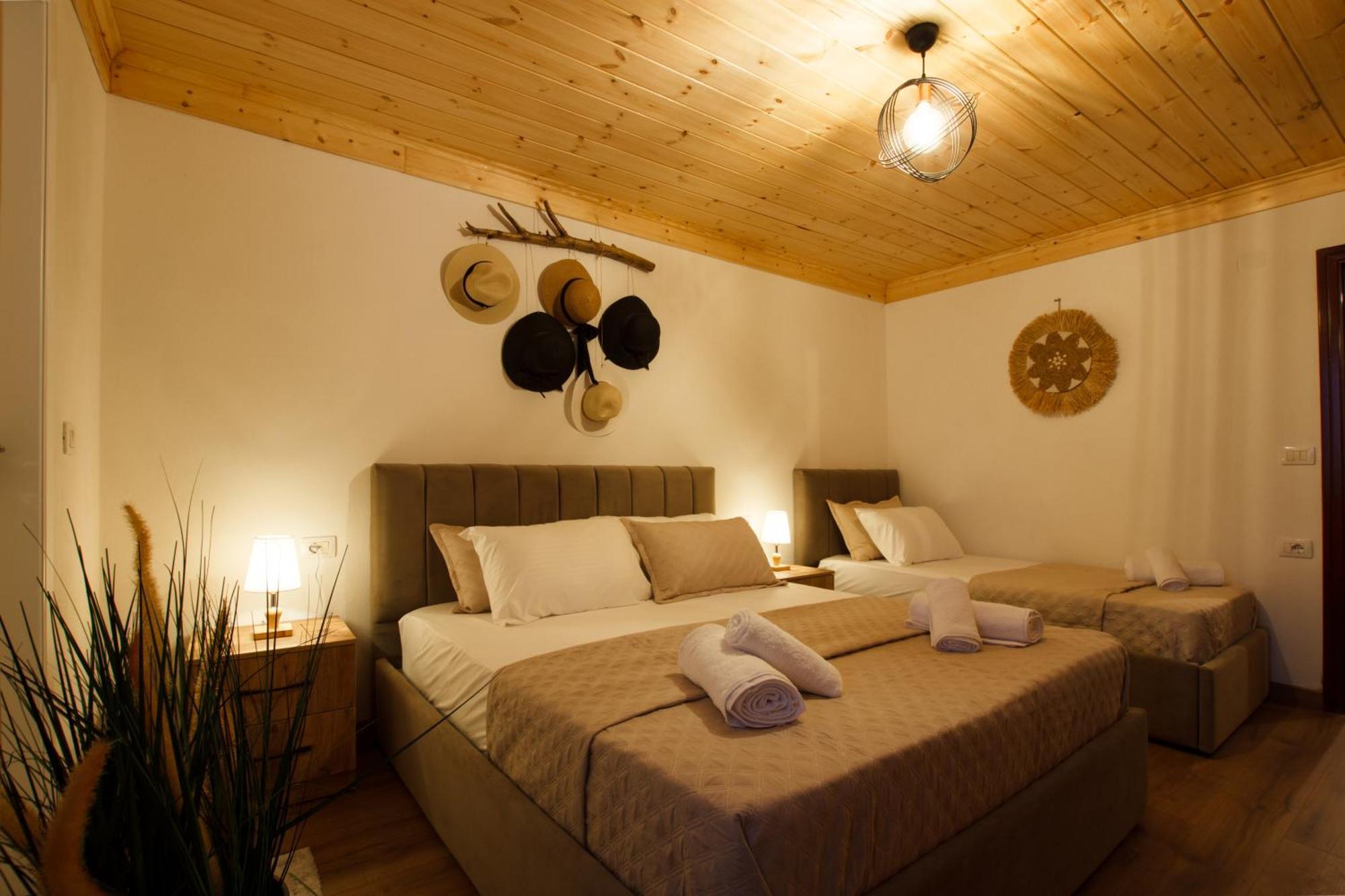 Guva Guest House Gjirokastër Extérieur photo
