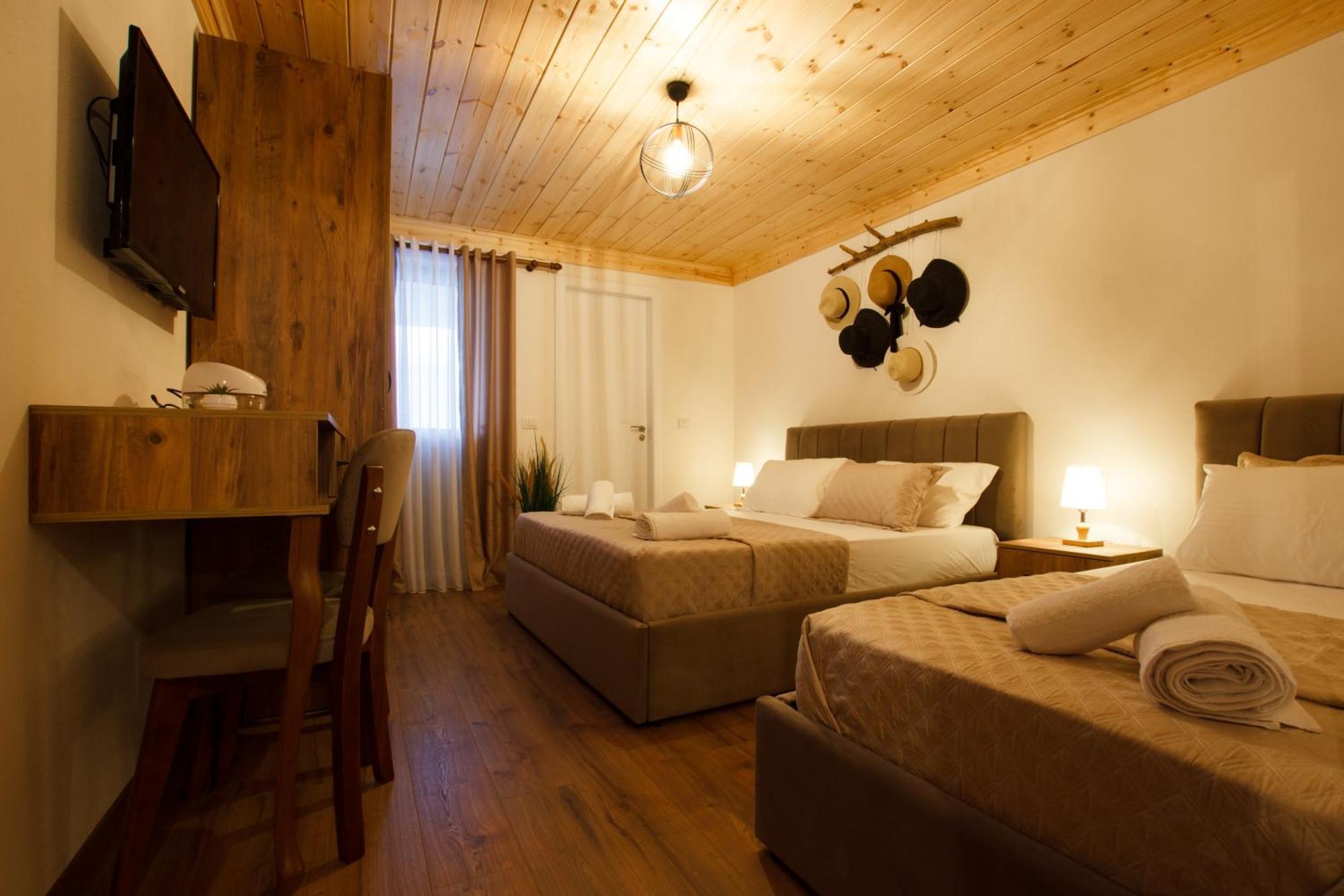 Guva Guest House Gjirokastër Extérieur photo