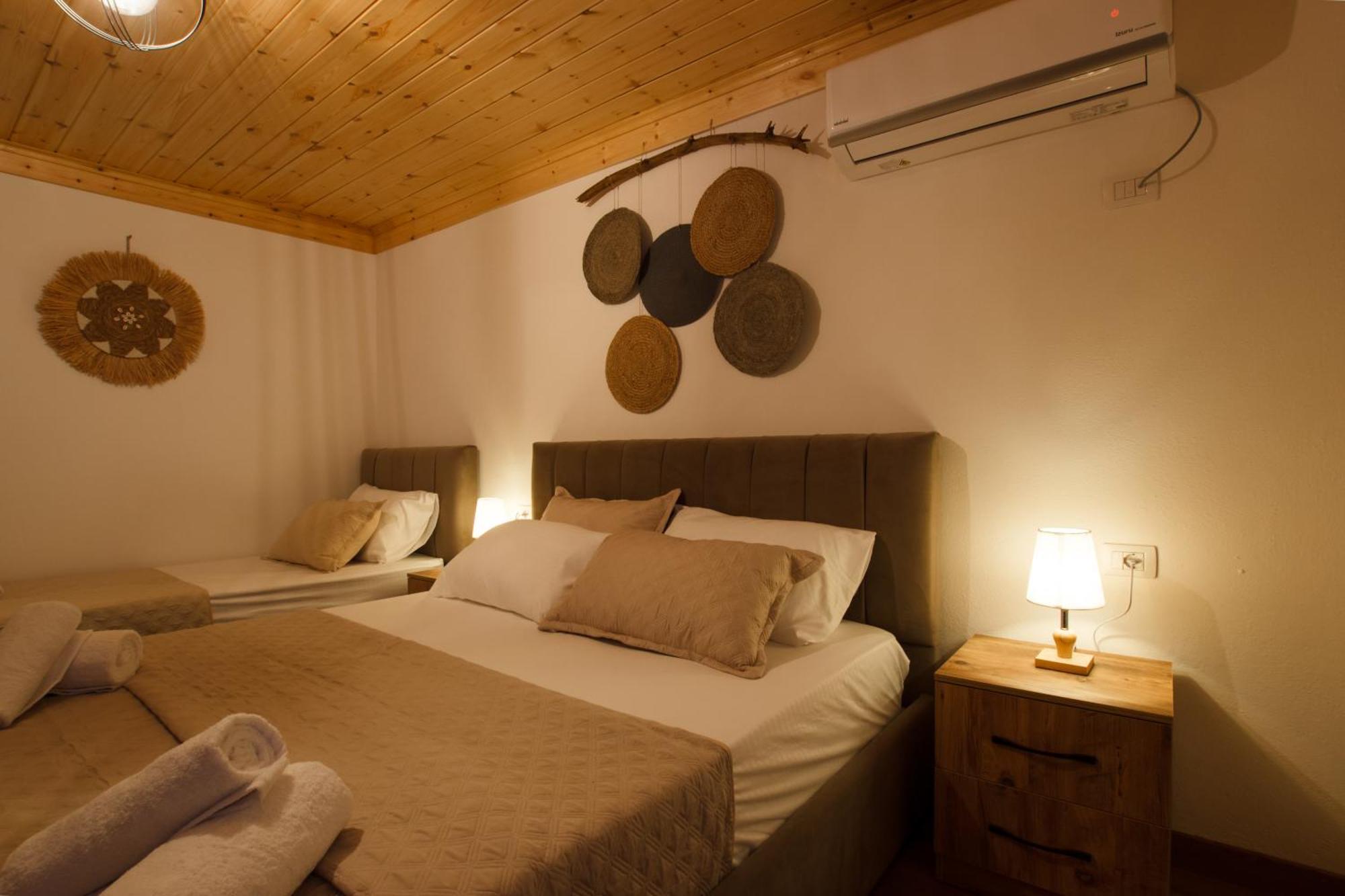 Guva Guest House Gjirokastër Extérieur photo